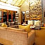 Madikwe Hills Private Game Lodge
