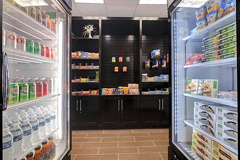 Holiday Inn Express & Suites Kansas City KU Medical Center By IHG