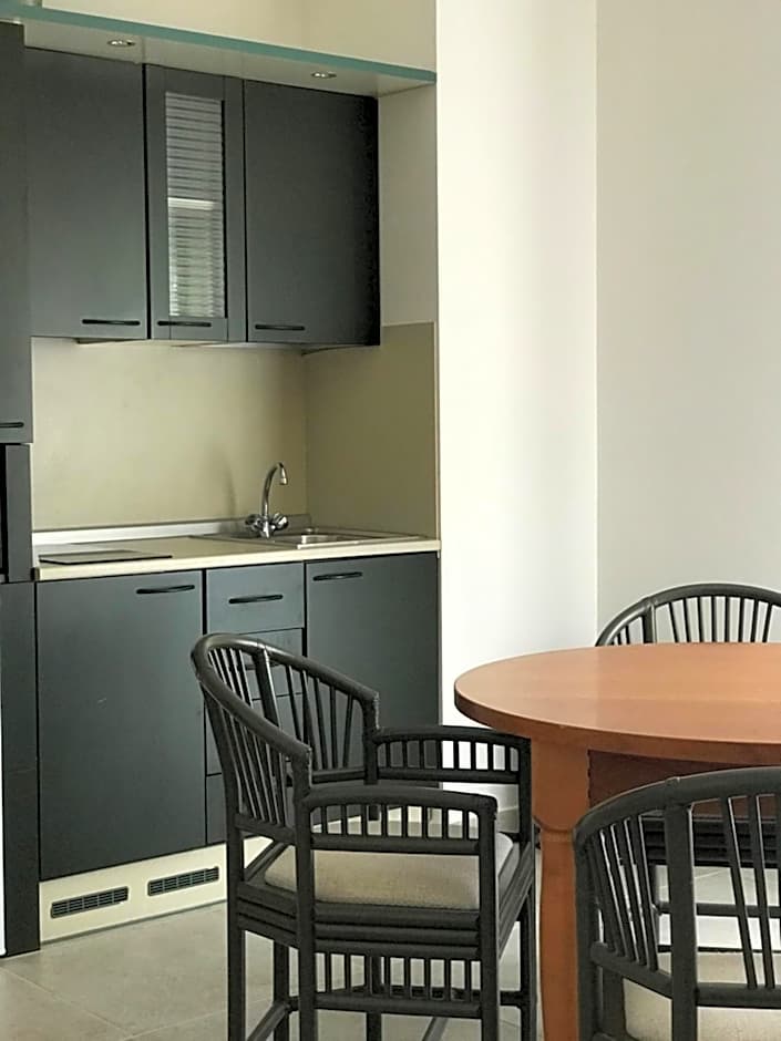 Harvey Suites Hotel & Residence
