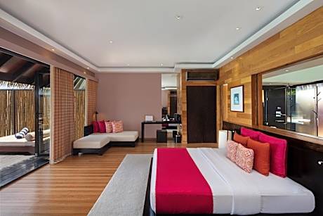 Sunset Water Villa with Private Pool & Jacuzzi