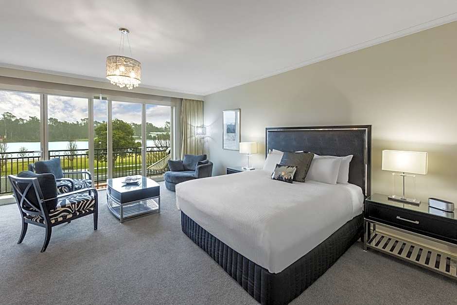 The Carrington Hotel