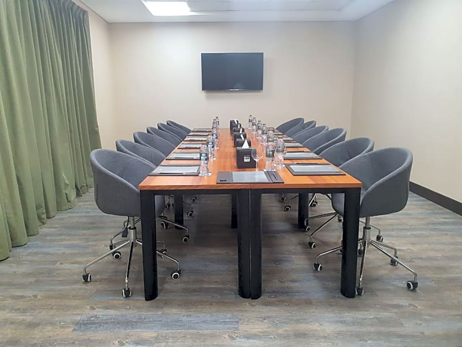 TIME Express Hotel Al Khan