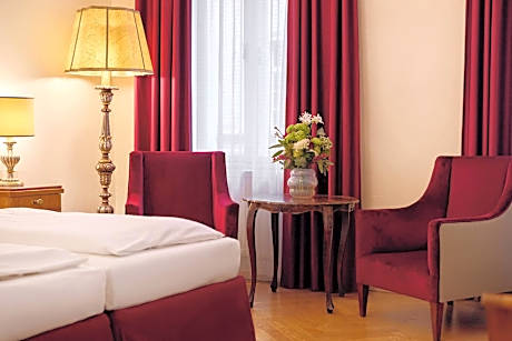 Superior Room (2 Twin Beds)