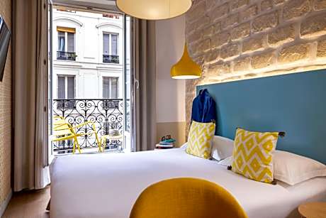 Superior Double Room with Balcony