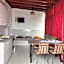 Birds Villa Apartments with Heated Pool - Including Car and Breakfast