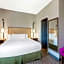 La Quinta Inn & Suites by Wyndham Ft. Pierce