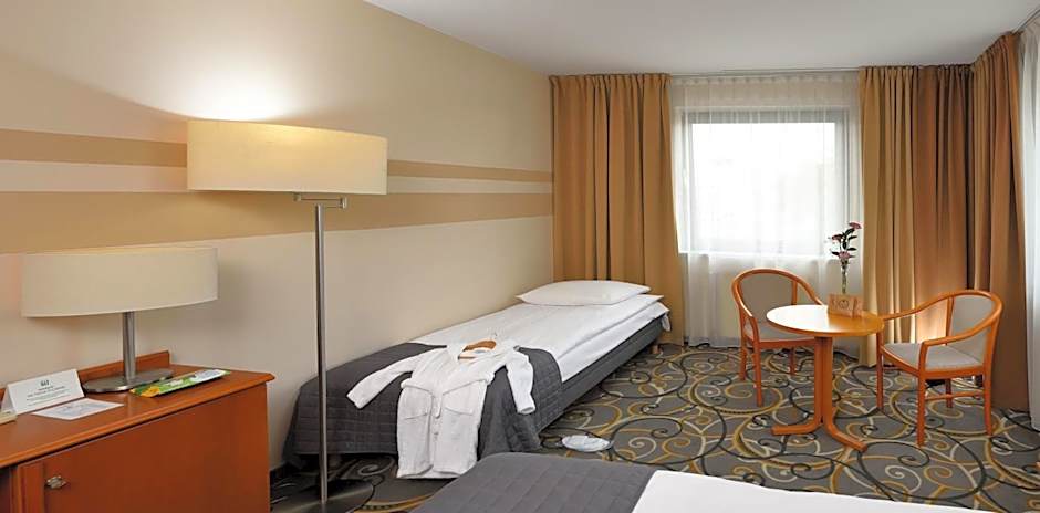 City Hotel