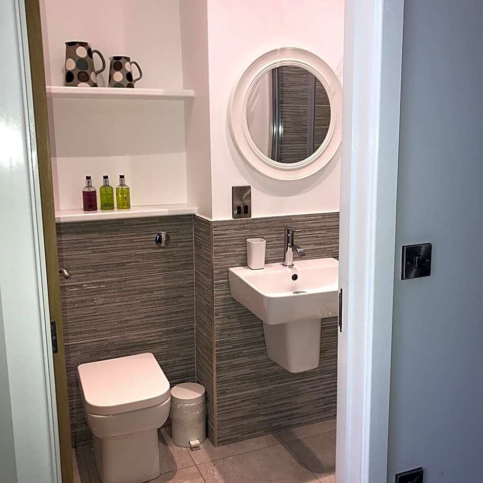 Llety Brynawel Guest House