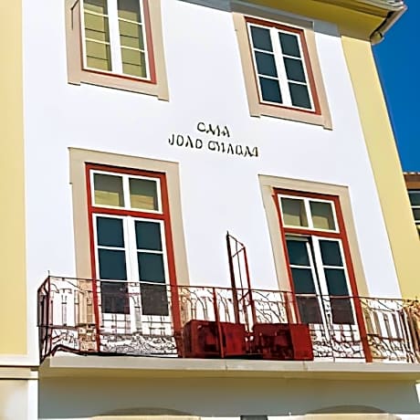 Casa João Chagas Guest House