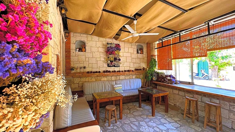 Alayaz Hotel