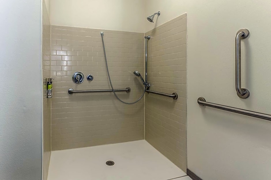 Candlewood Suites - Davenport, an IHG Hotel