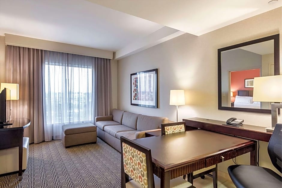 Embassy Suites By Hilton Elizabeth-Newark Airport