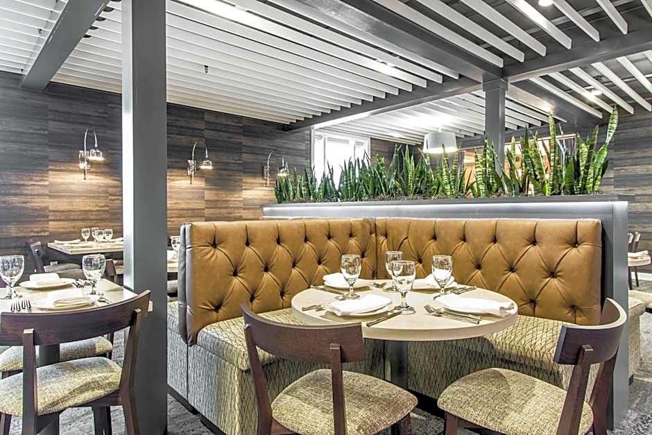 The Burgundy Hotel, Tapestry Collection by Hilton