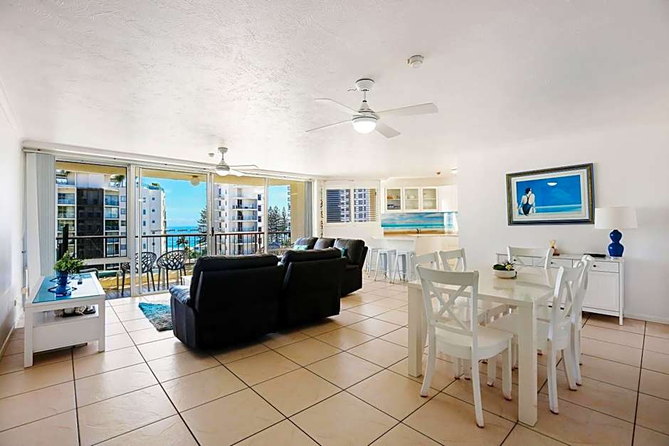 Rainbow Commodore Coolangatta