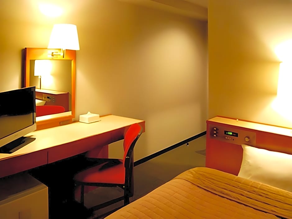 Hotel Livemax Hiratsuka Ekimae