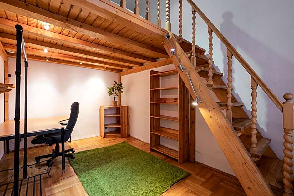 Central Lovely rooms