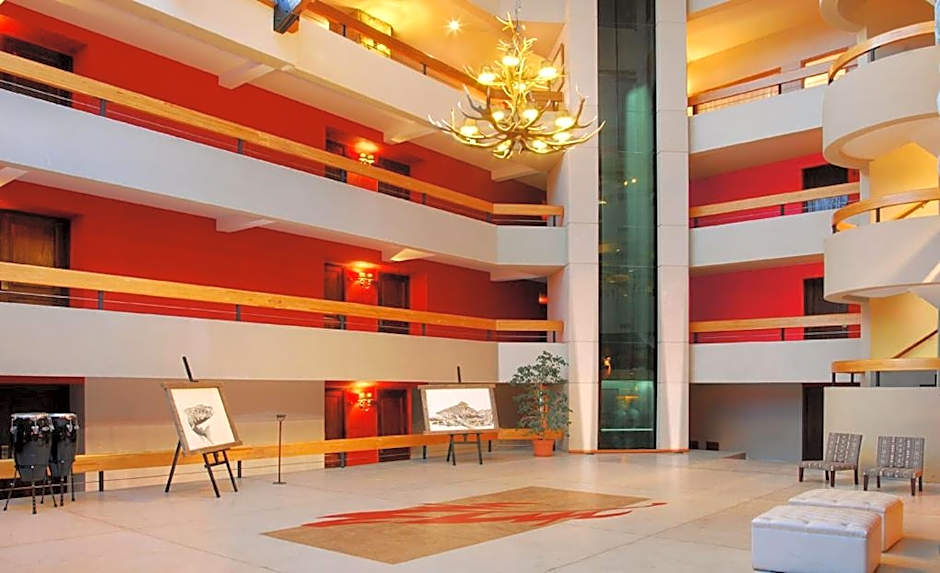 Cacique Inacayal Lake Hotel & Spa