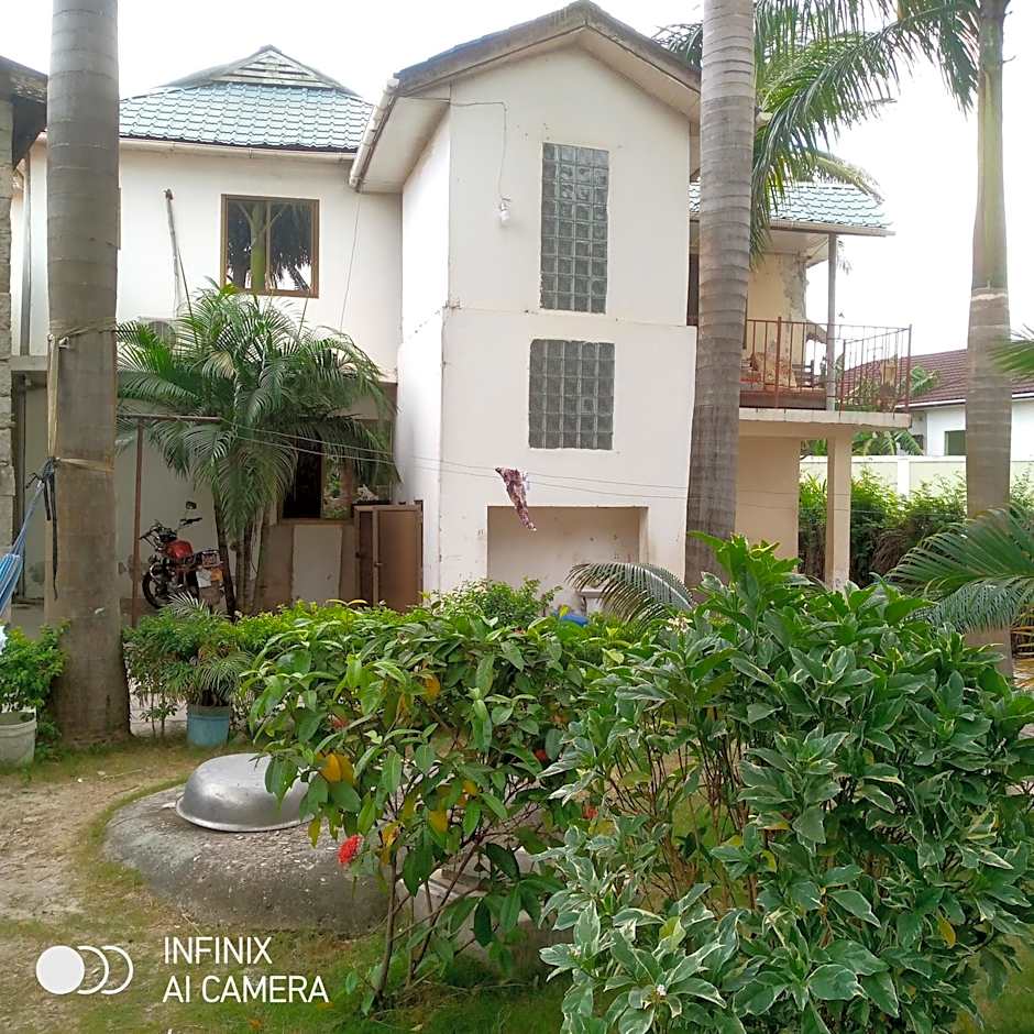 JJ & JE Family House