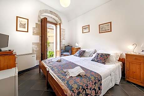 Double or Twin Room with Balcony