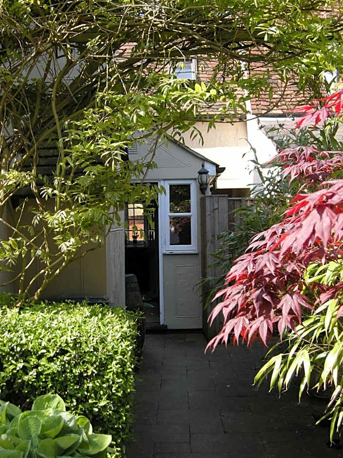 Motts Bed & Breakfast