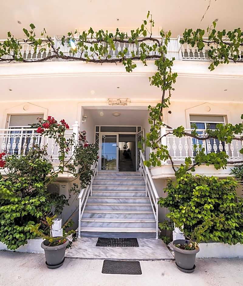 Hotel Fourkos
