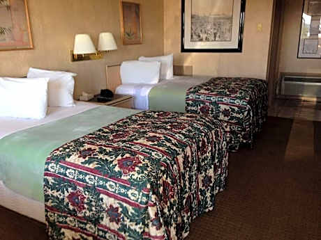 Forest Hill Inn