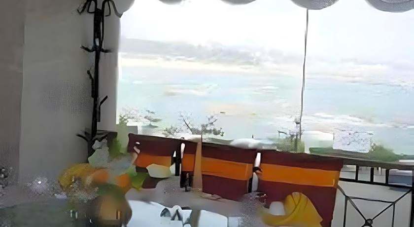 Qingdao Donghai Hotel