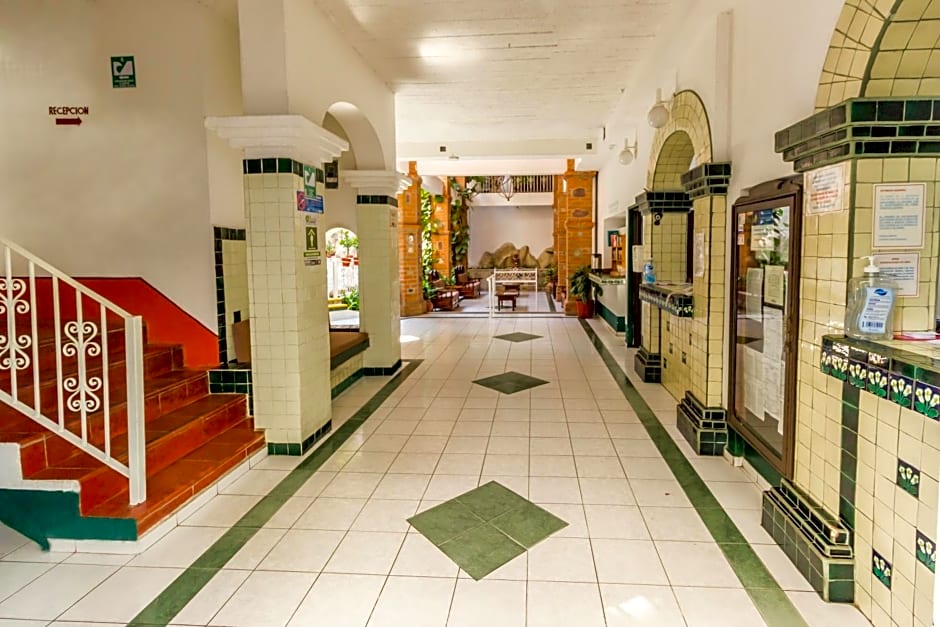 Hotel Encino