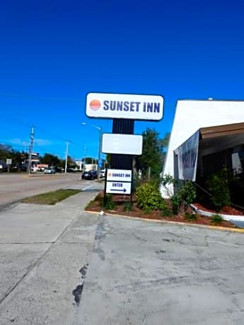 Sunset Inn