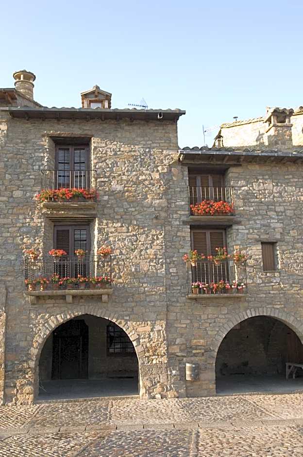Hotel Los Nogales