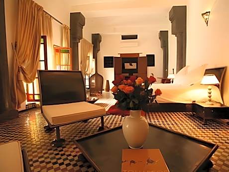 Cream Suite (2 Adults)