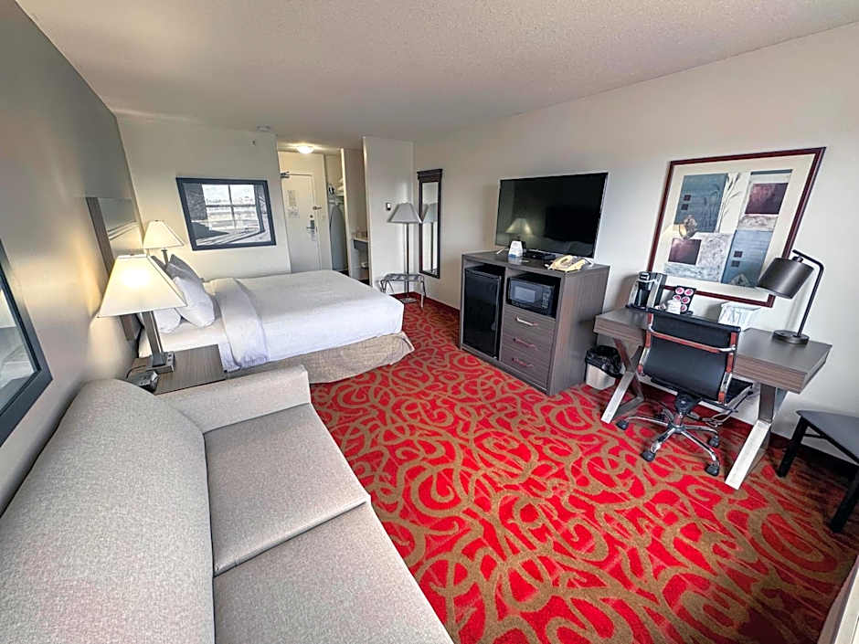 Ramada by Wyndham Sherwood Park