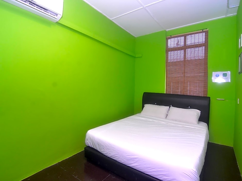 SPOT ON 89929 Tropical Lodge