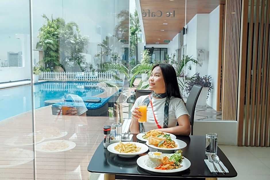 Grand Asoke Suites Boutique Residence