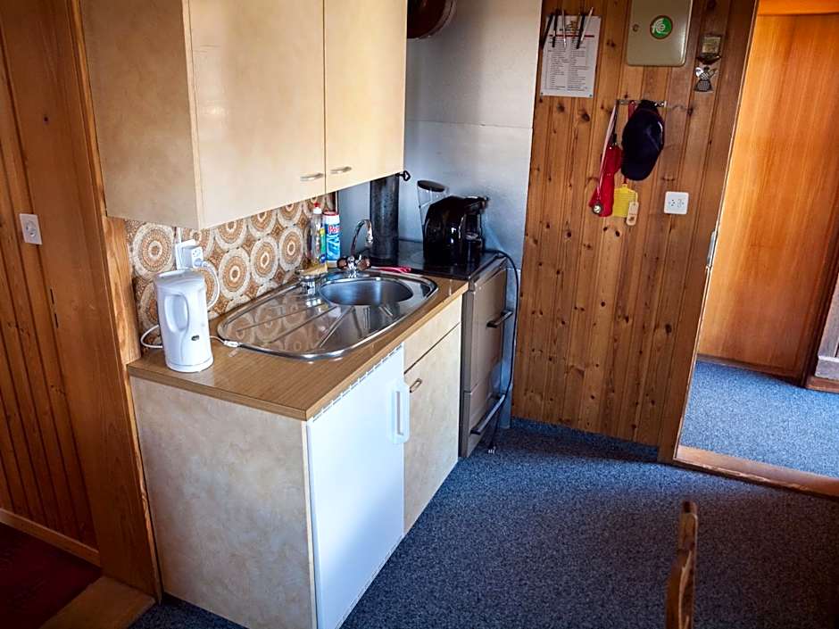 Gruppenhaus im Walliser Alpstyle