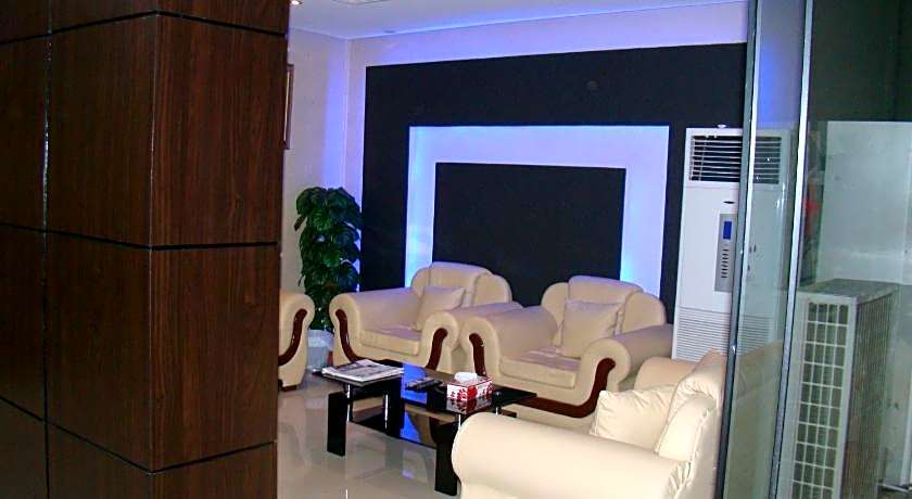 Savoy Grand Hotel Apartments