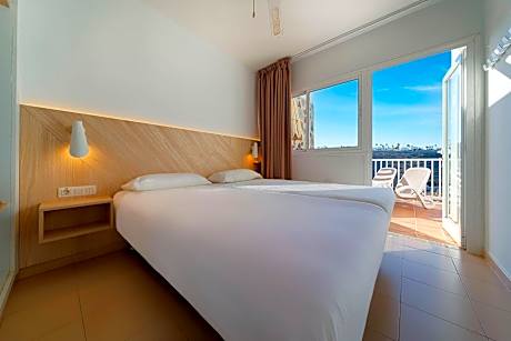 Premium One Bedroom Apartment with Large Terrace