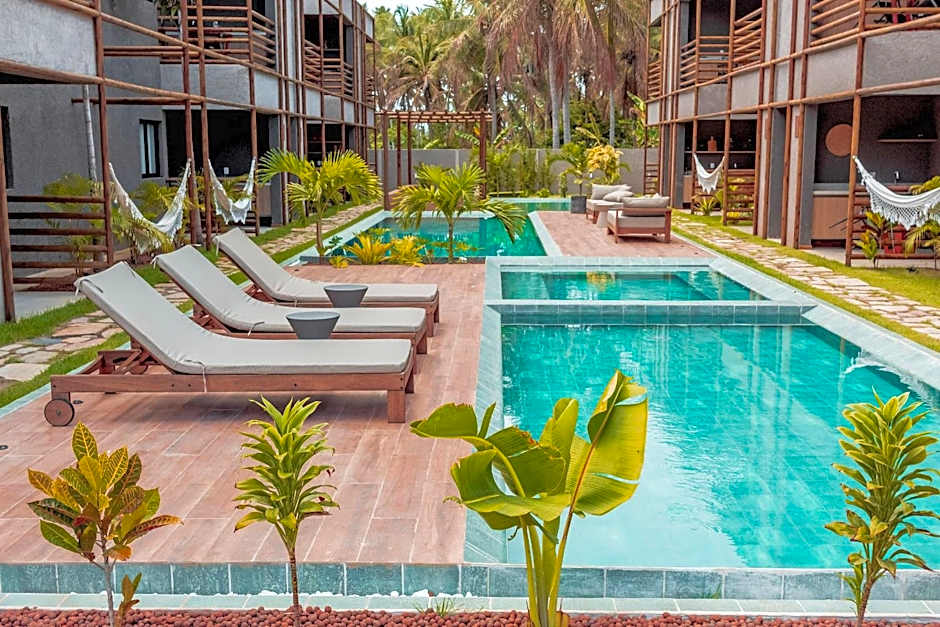 Villa Kamby Milagres by Qavi