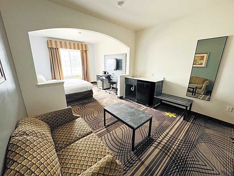 FairBridge Inn & Suites Cleburne