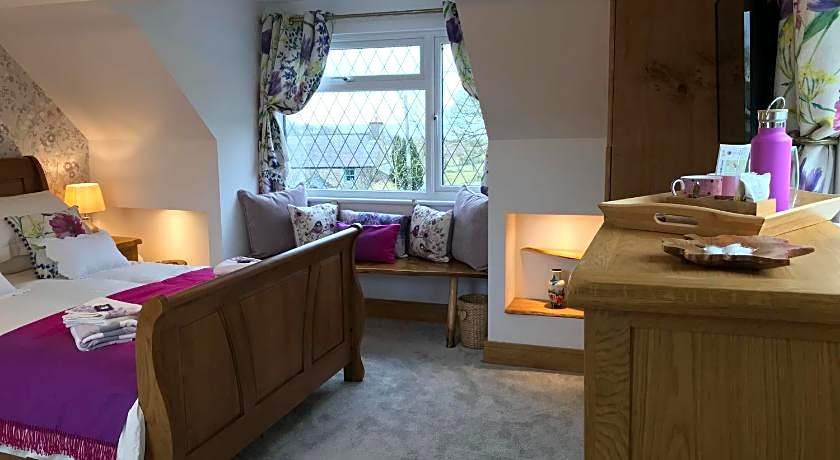 Lon y Traeth Bed & Breakfast