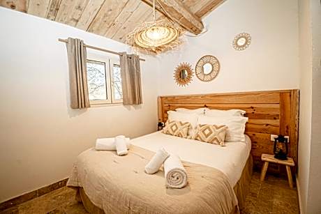 Suite with Garden View