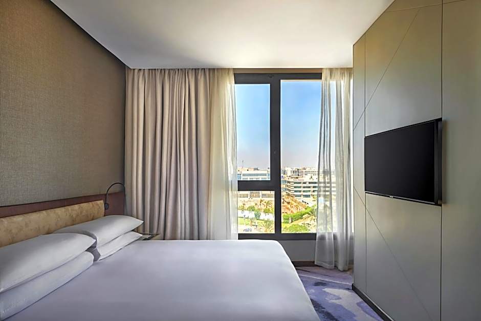 Crowne Plaza West Cairo Arkan By IHG