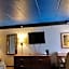 Madelia Hotel & Suites