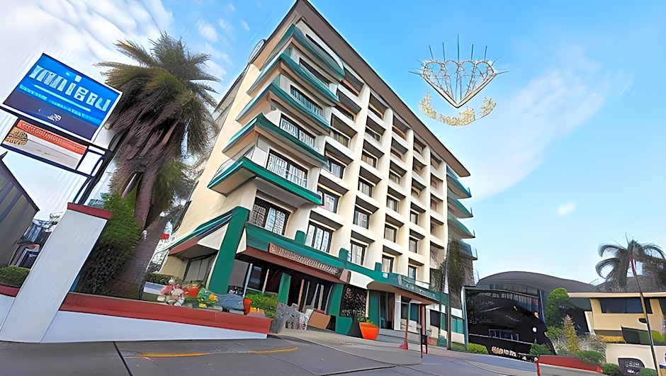 Maneerote Hotel Surin