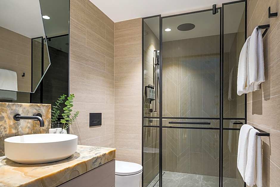 The Langham, Gold Coast and Jewel Residences
