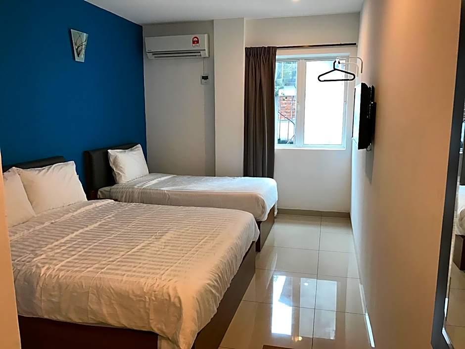 BREZZA HOTEL SITIAWAN