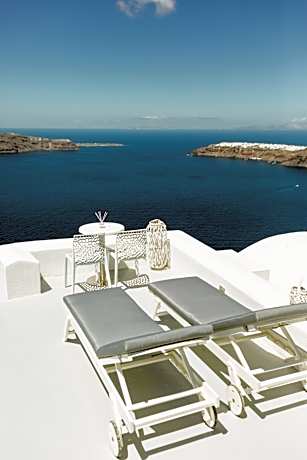 Premier Suite with Heated Indoor Jacuzzi