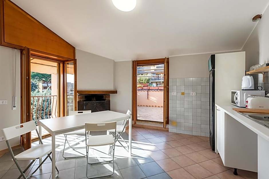 Travelershome Ciampino&Morena GuestHouse