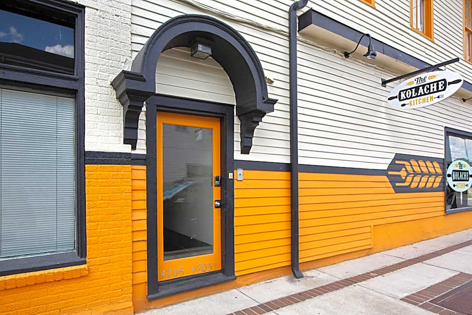 Freret Apartments near Streetcar & Tulane