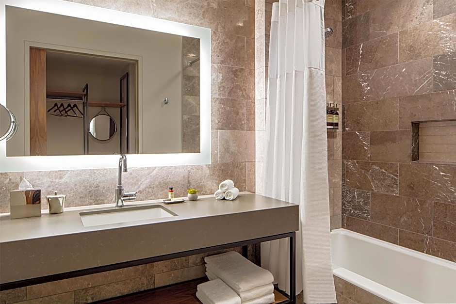 Hyatt Regency Lake Washington
